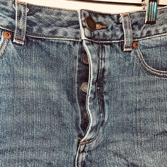 ASOS //Denim High Rise Button Fly Cut Off Denim Shorts Size 8 - Picture 9 of 10